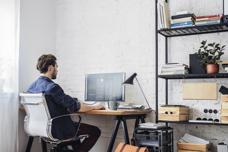 Como adaptar um Home Office no apartamento?