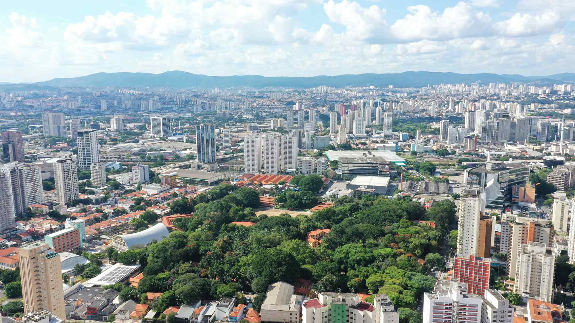 Quais as melhores regiões em São Paulo para investidores imobiliários?